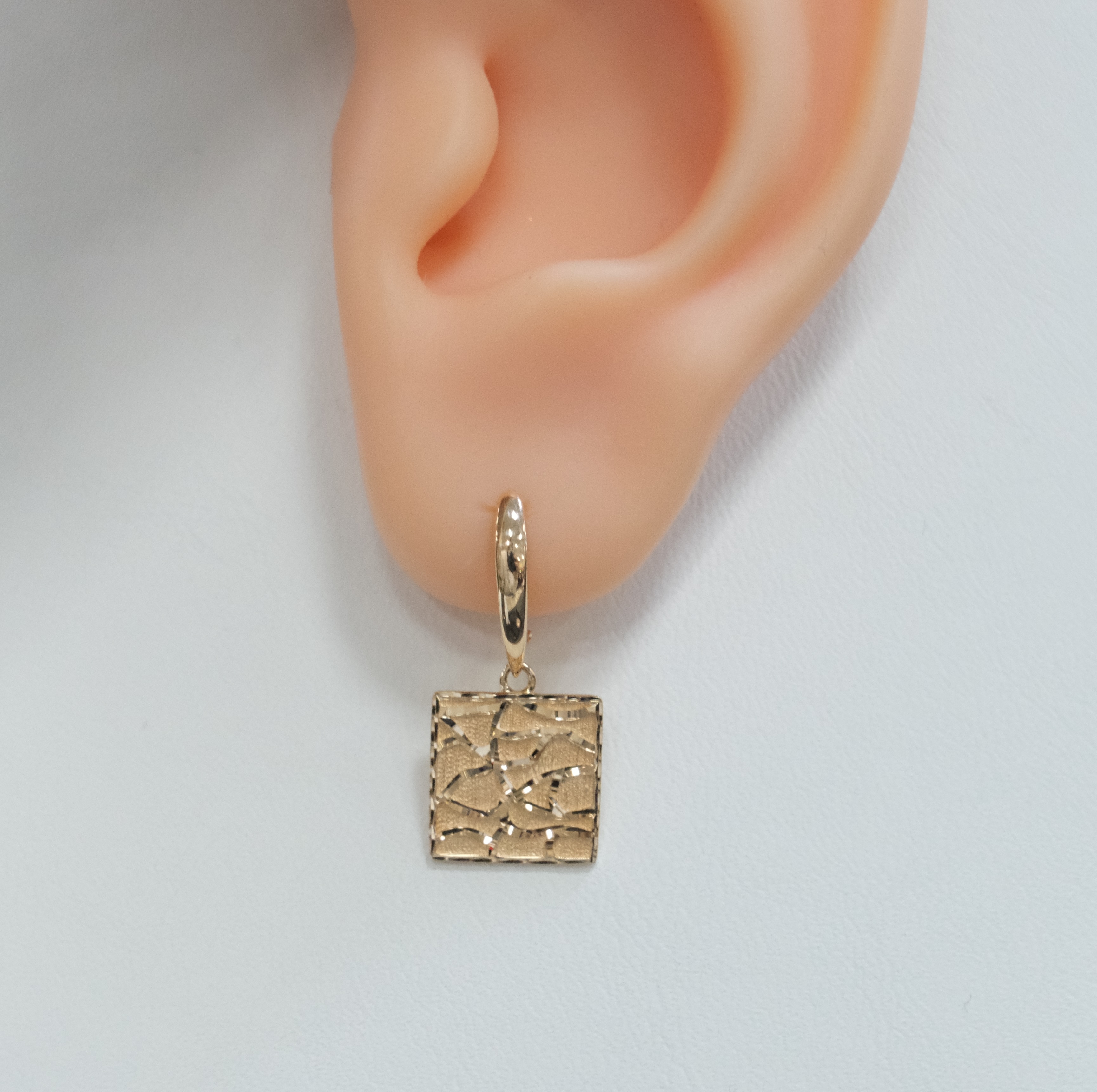 Серьги из золота